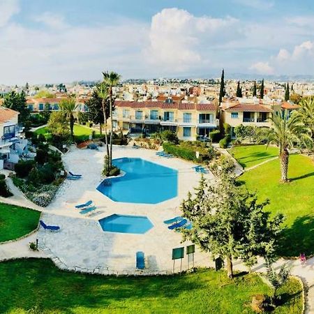Paradise Gardens Mediterranean Home Пафос Екстер'єр фото